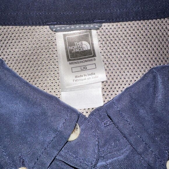 North Face Outdoors Shirt - Picture 3 of 4